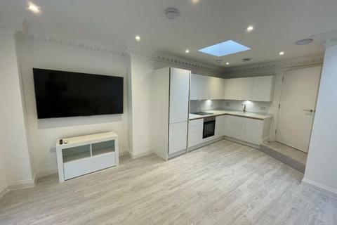 Kings Walk, Reading, Berkshire, RG1