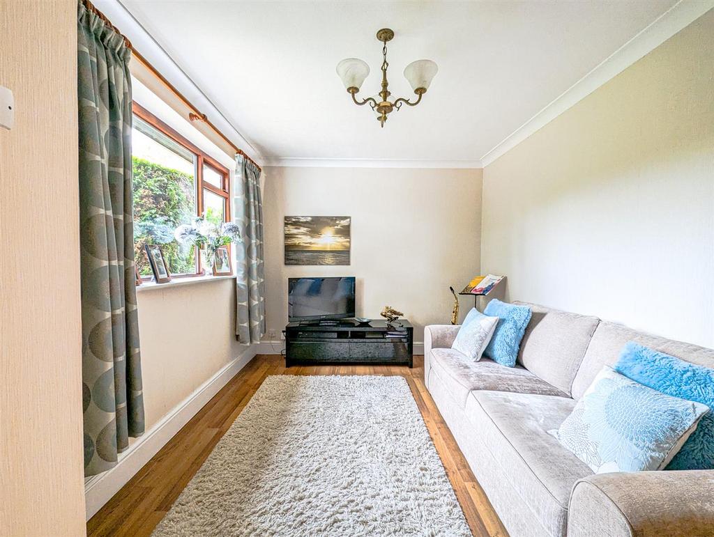 New Barn Lane, Leigh 4 bed detached house for sale £590,000