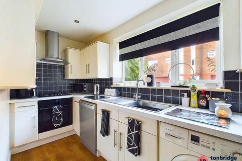 2 bedroom semi-detached house for sale, Tonbridge TN9