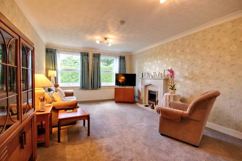 2 bedroom apartment for sale, Tudor court, Beverley Road, Willerby, Hull