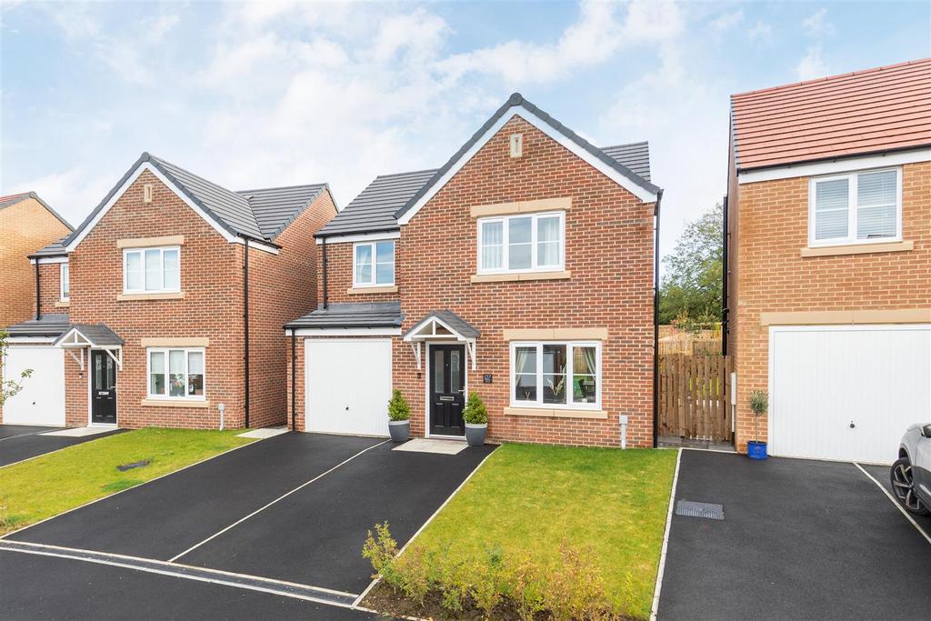 Augusta Park Way, Dinnington, NE13 4 bed detached house for sale £310,000