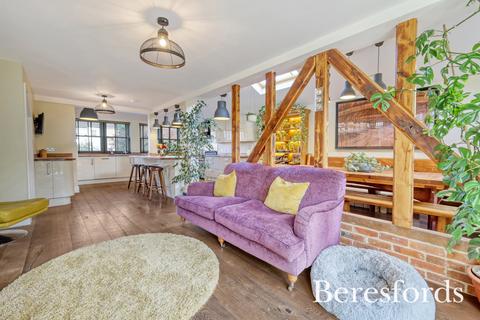 1 Hall Road, Tollesbury, Maldon, CM9 8QF