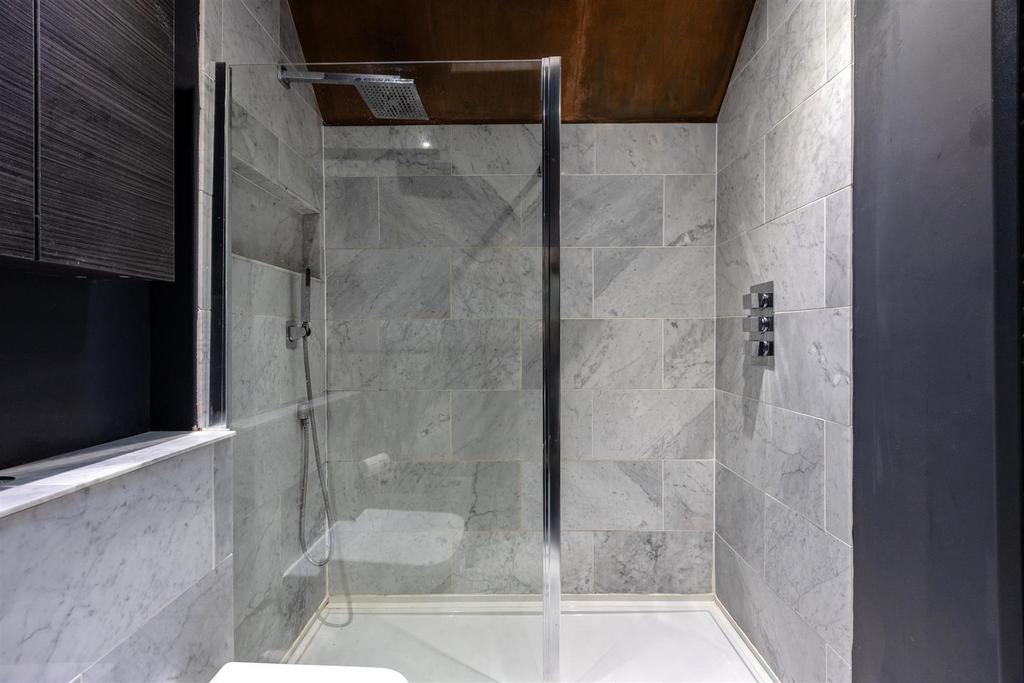 Shower Room/WC