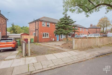 3 bedroom semi-detached house for sale, Wingates Grove, Bolton BL5