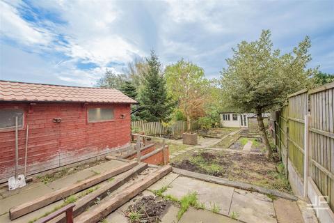 3 bedroom semi-detached house for sale, Wingates Grove, Bolton BL5