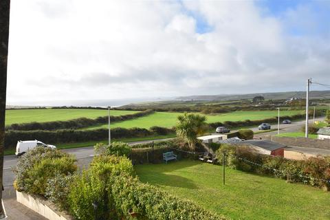 4 bedroom detached bungalow for sale, Grass Holm Close, Roch