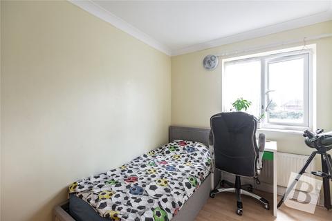 2 bedroom apartment for sale, Madison Court, St. Mark's Place, Dagenham, RM10