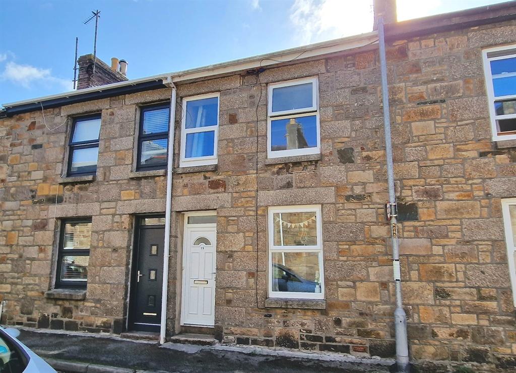 2 Bedroom Mid Terrace House for Sale