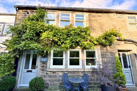 2 bedroom cottage to rent, Shirley Street, Haworth, Keighley, BD22 8DT