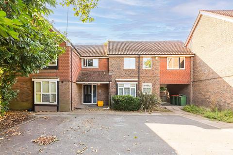 undefined, Elmley Close, Beckton, London, E6