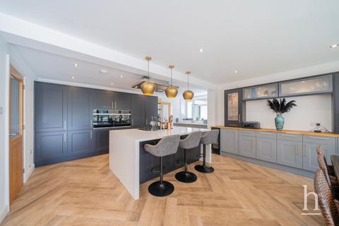 27 Pipers Lane, Wirral, CH60 9HZ