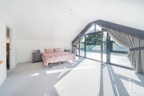 27 Pipers Lane, Wirral, CH60 9HZ