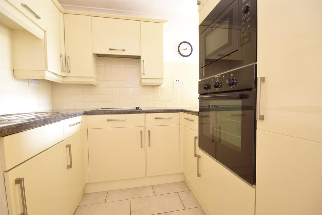 Temple Street, Bristol BS31 2 bed apartment to rent £1,200 pcm (£277 pw)