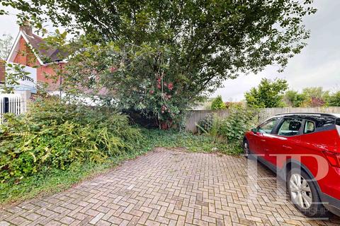 3 The Tithe, Ifield, Crawley, RH11 0NR