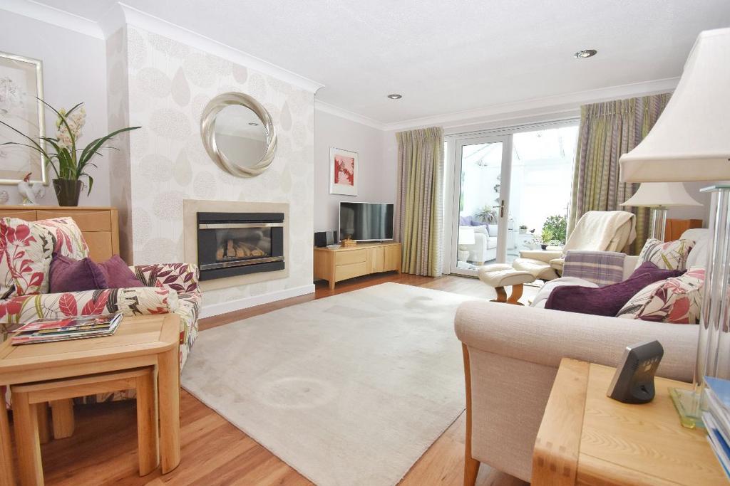 Stansfield Gardens, Fulbourn, Cambridge 4 bed detached house for sale