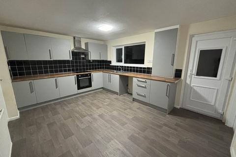 3 bedroom townhouse to rent, Enstone, Skelmersdale