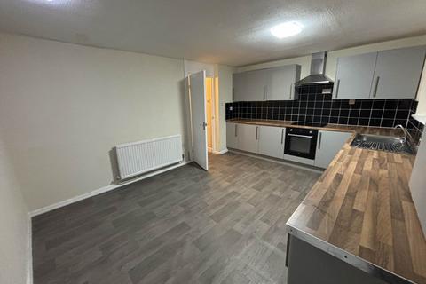 3 bedroom townhouse to rent, Enstone, Skelmersdale