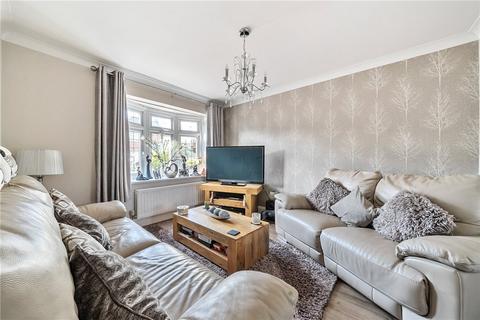 4 bedroom semi-detached house for sale, Plantation Road, Hextable, Swanley