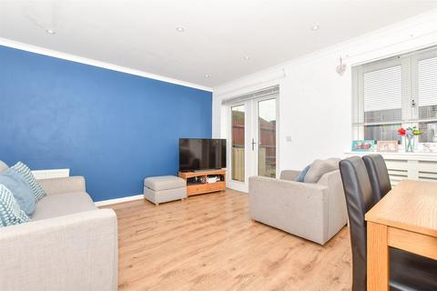 3 bedroom terraced house for sale, Church Field, Snodland, Kent