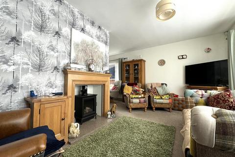 4 bedroom detached bungalow for sale, Greenside, Denby Dale, Huddersfield, HD8 8QY