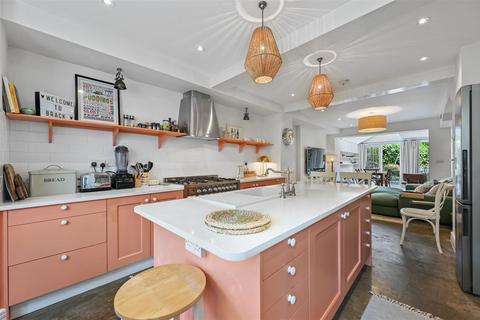 3 bedroom terraced house for sale, Brackenbury Road, London W6