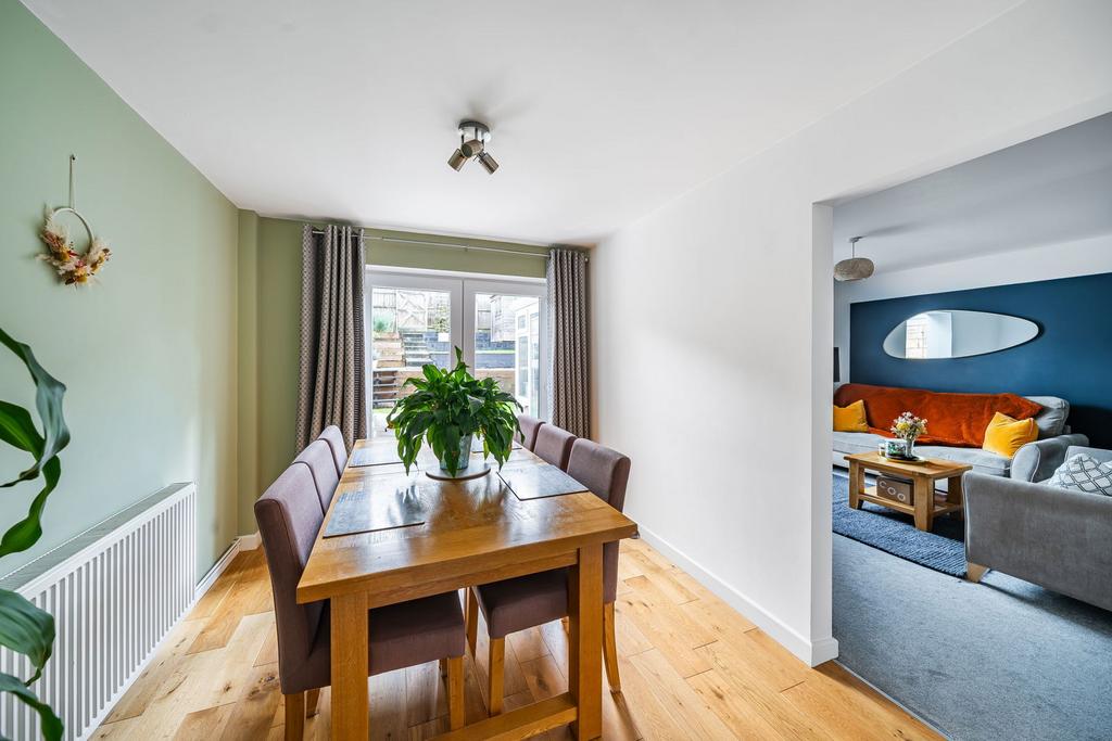 Mountain Wood, Bath BA1 3 bed terraced house for sale £375,000