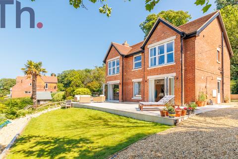 4 bedroom detached house for sale - Egypt Hill, Cowes PO31