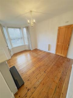 3 bedroom semi-detached house for sale, Murray Road, Ipswich, Suffolk, IP3