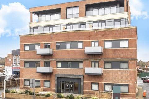 1 bedroom flat for sale, Flat 61 Brickfield Court, 5 Bath Road, Slough, Buckinghamshire, SL1 3FX