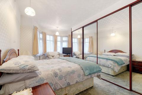 10 Alfriston Avenue, Harrow, HA2 7DZ