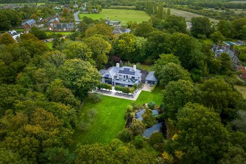 5 bedroom detached house for sale, Boughton Hill, Dunkirk