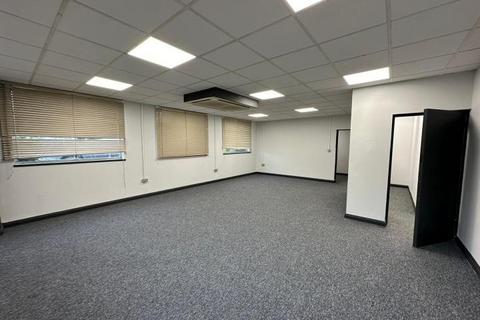 Industrial unit to rent, 46 Edison Road, St. Ives, Cambridgeshire, PE27