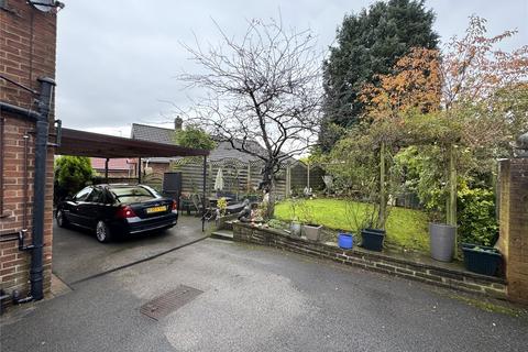 3 bedroom semi-detached house for sale, Higher Turf Park, Royton, Oldham, Greater Manchester, OL2