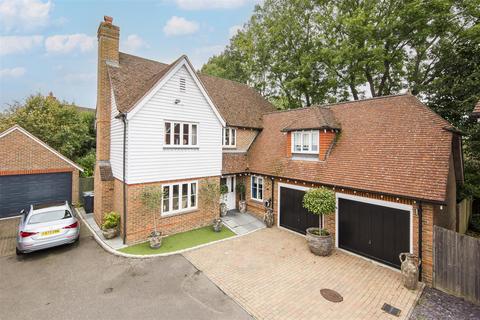 5 bedroom detached house for sale, Busbridge Close, West Malling ME19