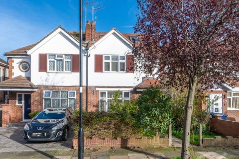 4 bedroom semi-detached house for sale, Colwyn Avenue, Perivale, Greenford, UB6