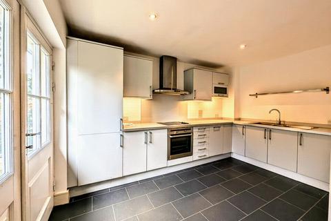 2 bedroom apartment for sale, Puckle Lane, Canterbury, CT1