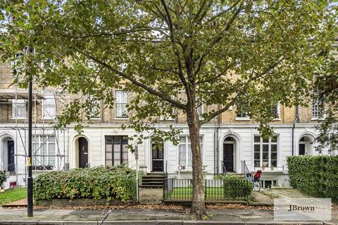 1 bedroom apartment for sale, Trafalgar Avenue, London, SE15