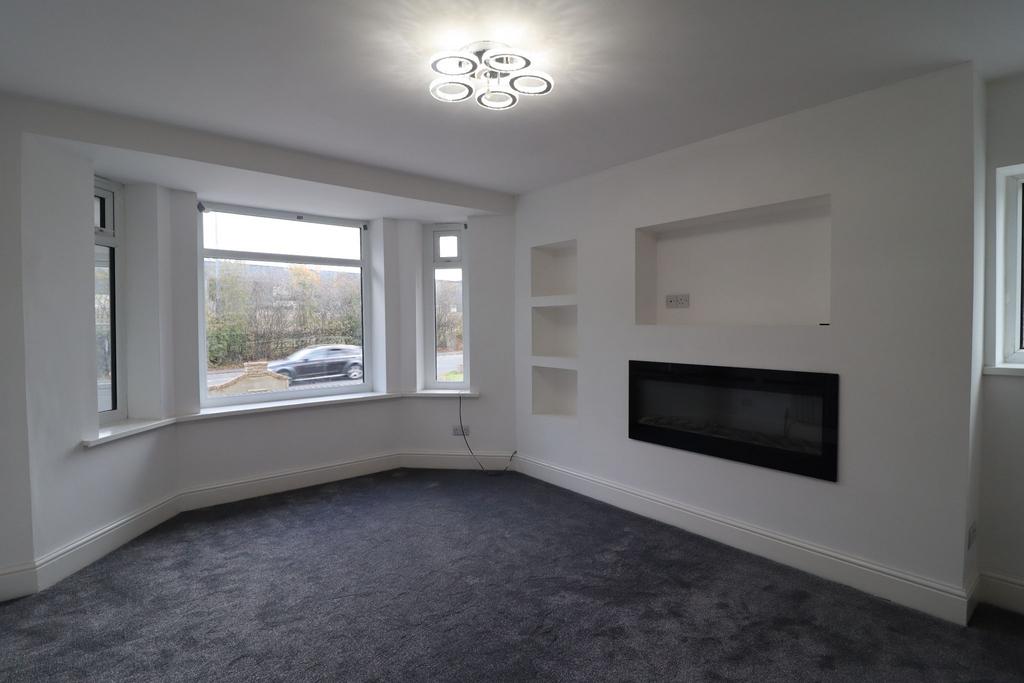 Blackburn Road, Blackburn, BB1 3 bed semidetached house for sale £