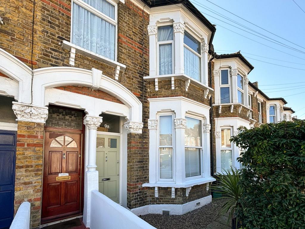 Theodore Road, Hither Green, London... 2 bed for sale £530,000