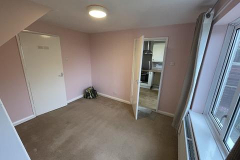 3 bedroom house to rent, Fairfield Avenue, Onchan, IM3 4BQ