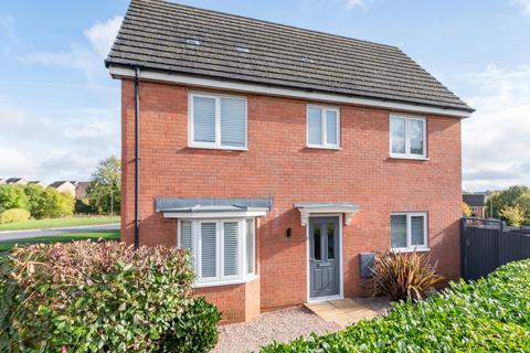 3 bedroom end of terrace house for sale, Almondsbury Close, Brockhill, Redditch, B97