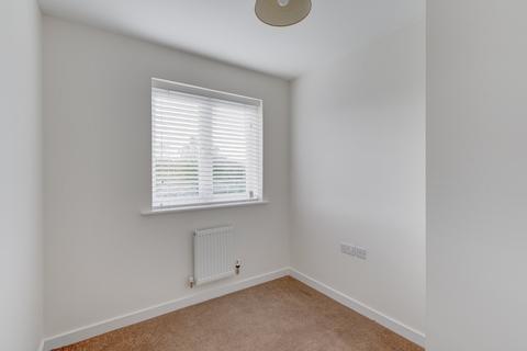 1 Almondsbury Close, Redditch, B97 6BF