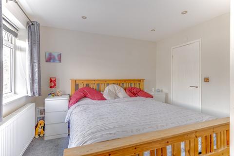 1 Hill View Road, Bidford On Avon, Alcester, B50 4DT