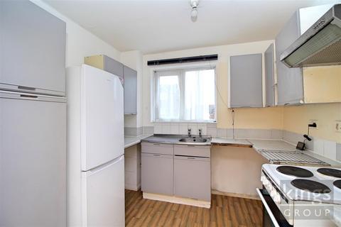 2 bedroom flat for sale, Bunting Close, Edmonton, N9