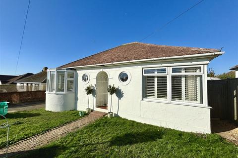 2 bedroom detached bungalow for sale, Malines Avenue, Peacehaven