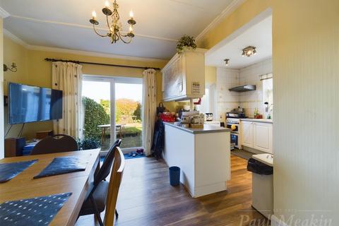 31 York Road, South Croydon, CR2 8NR