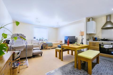 1 bedroom flat for sale, Broomfield Road, Chelmsford CM1