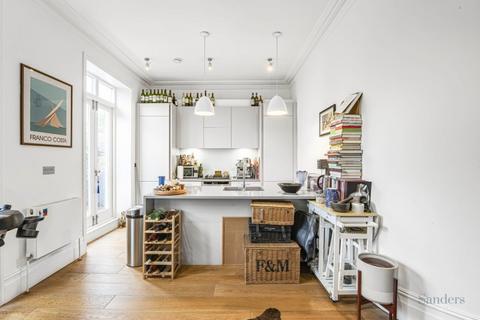 2 bedroom flat to rent, Highbury New Park, Highbury N5
