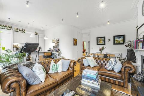 2 bedroom flat to rent, Highbury New Park, Highbury N5