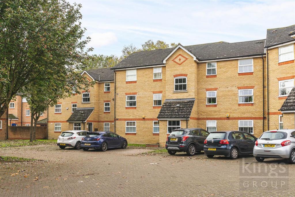 Soper Mews, Enfield Chain Free 2 bed flat for sale £279,995